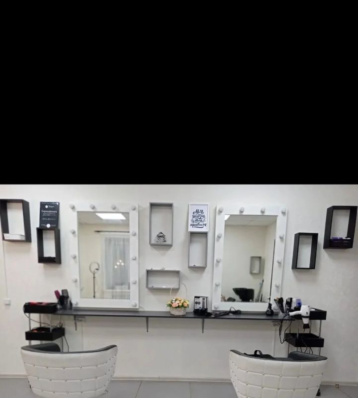 company-Студия-Красоты-Anizka_blonb-in-lakki-crm