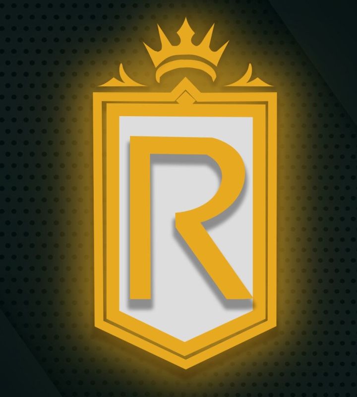 company-Клуб-циркового-искуства-Royal-in-lakki-crm