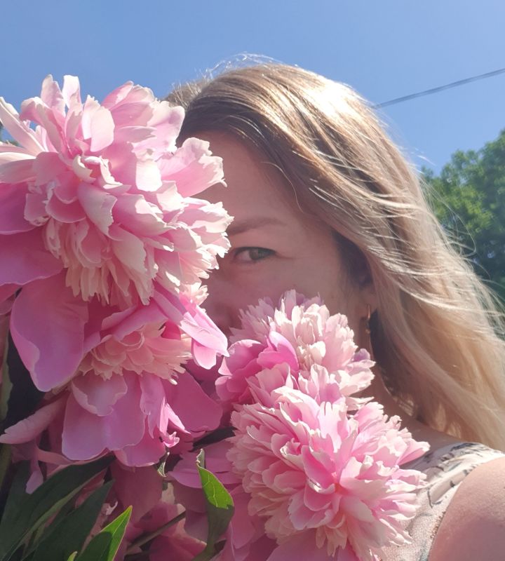 pro-Olga-in-lakki-crm