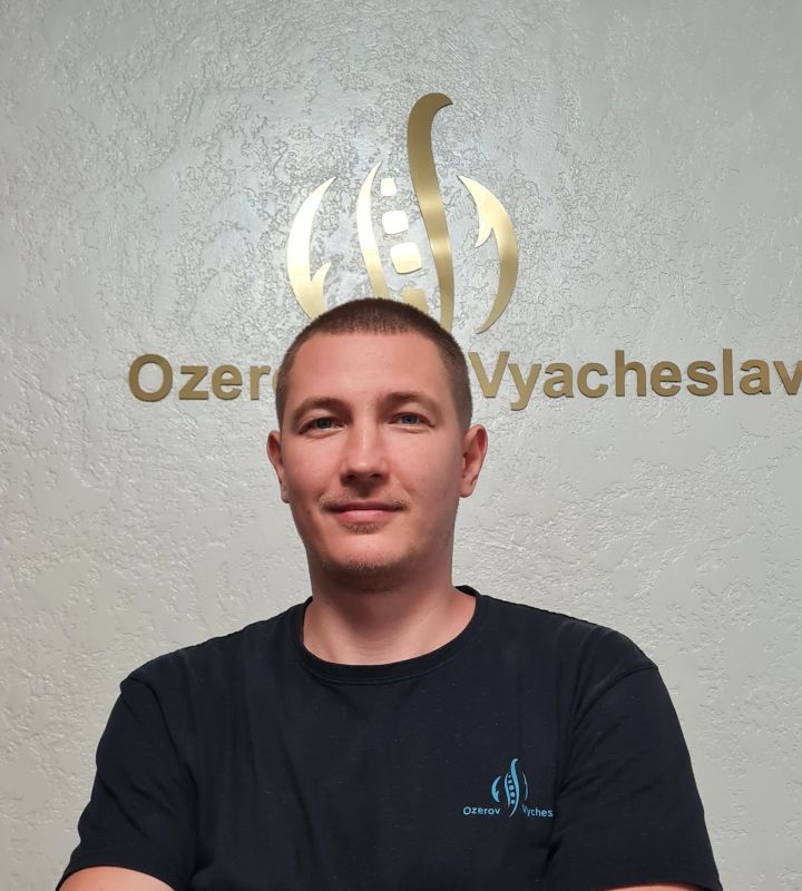 pro-Вячеслав-Озеров-in-lakki-crm