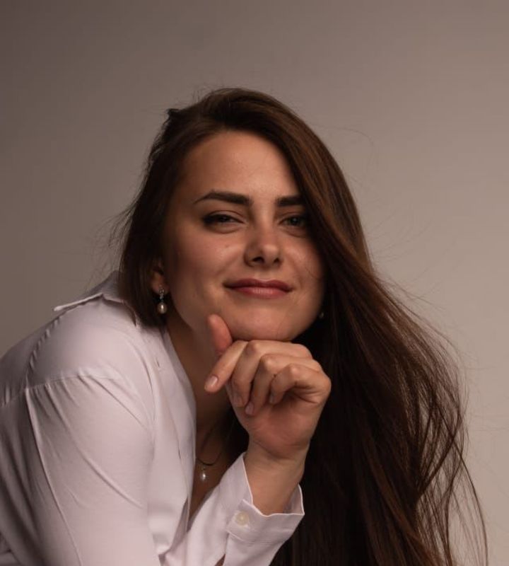 pro-Diana-in-lakki-crm