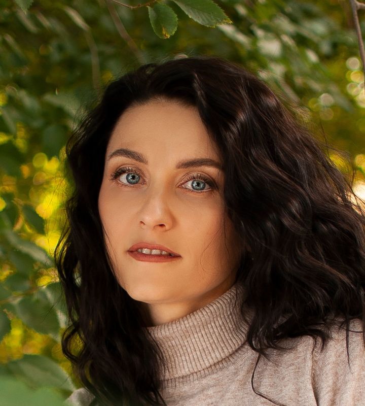 pro-Viktoriya-Beauty-in-lakki-crm