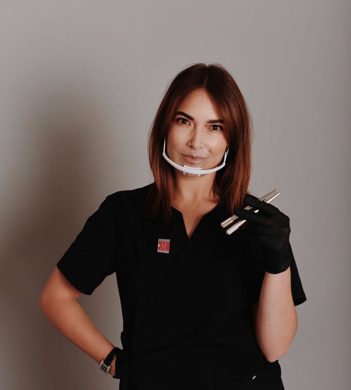pro-Anastasia-Filippova-in-lakki-crm