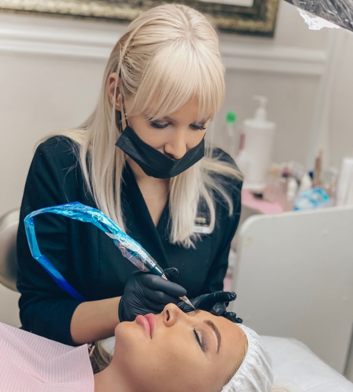 pro-Илона-in-lakki-crm