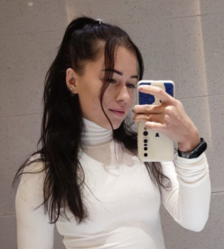 pro-Oxana-in-lakki-crm