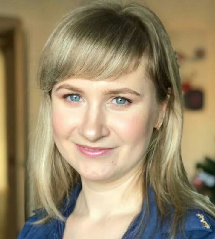 pro-Ekaterina-in-lakki-crm