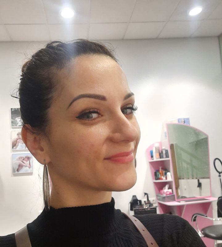 pro-Svetlana-Petrova-in-lakki-crm