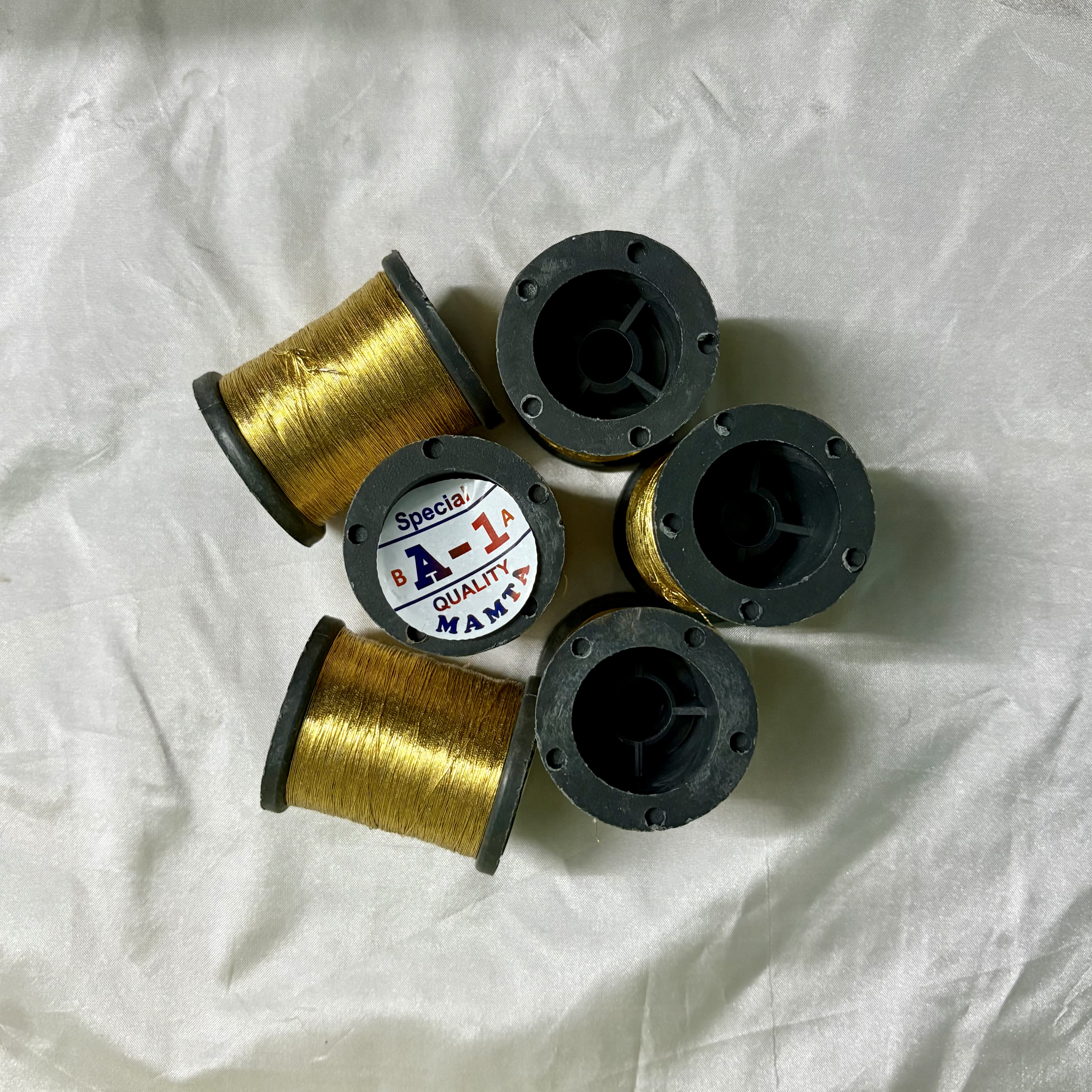Gold Zari image 2