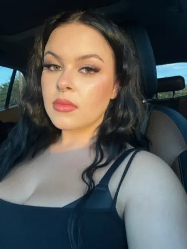 Gianna Lewis