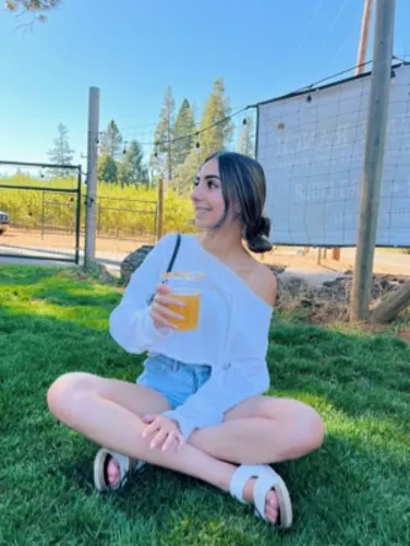 ariana cosentino