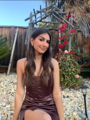 Bahar Shajareh