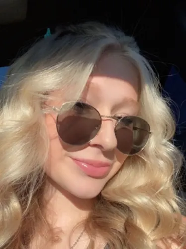 Bella Abundiz