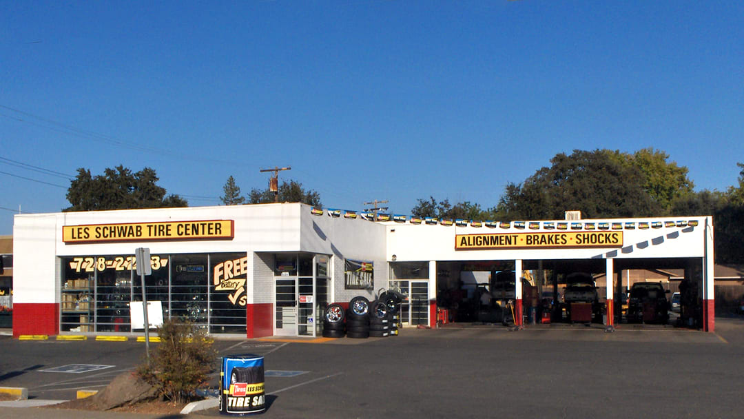 Les Schwab Tire Center