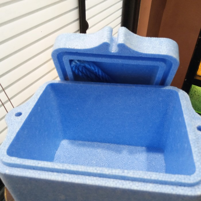Jual cooler box es Daiso gabus penyimpanan Es Daiso (Kode 002)) di