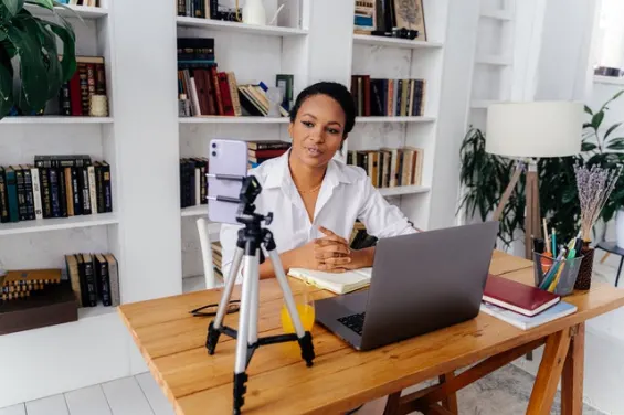 Online Reputation Management on Digital Platforms