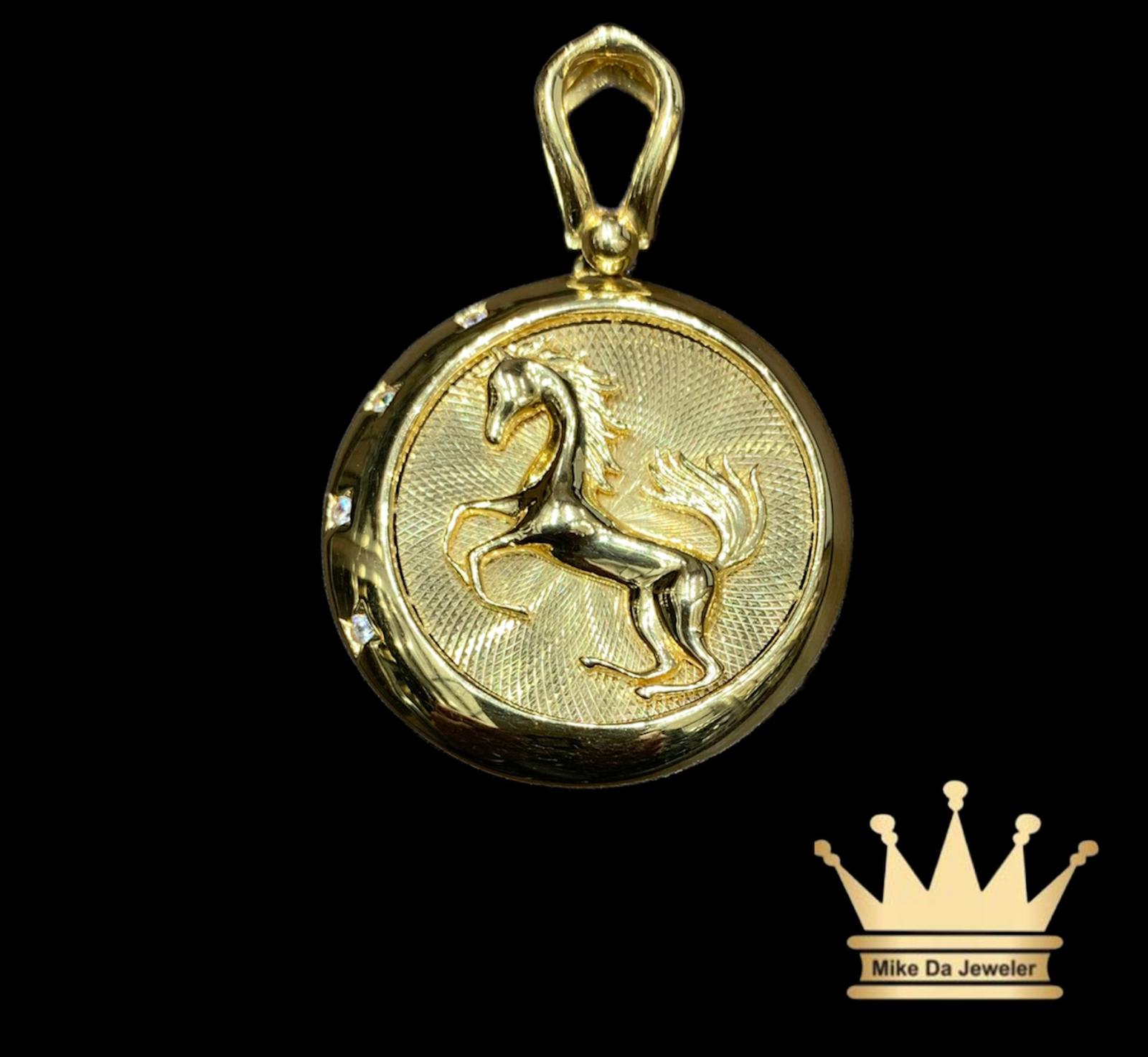 18karat gold Ferrari circle charm size 1.25inch weight 19.060