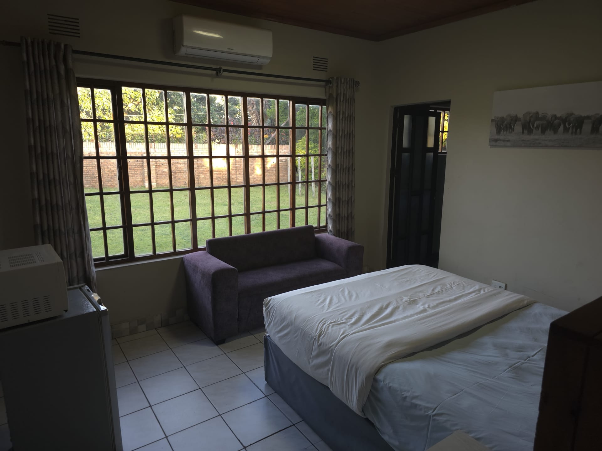 A room at Snoring Inn