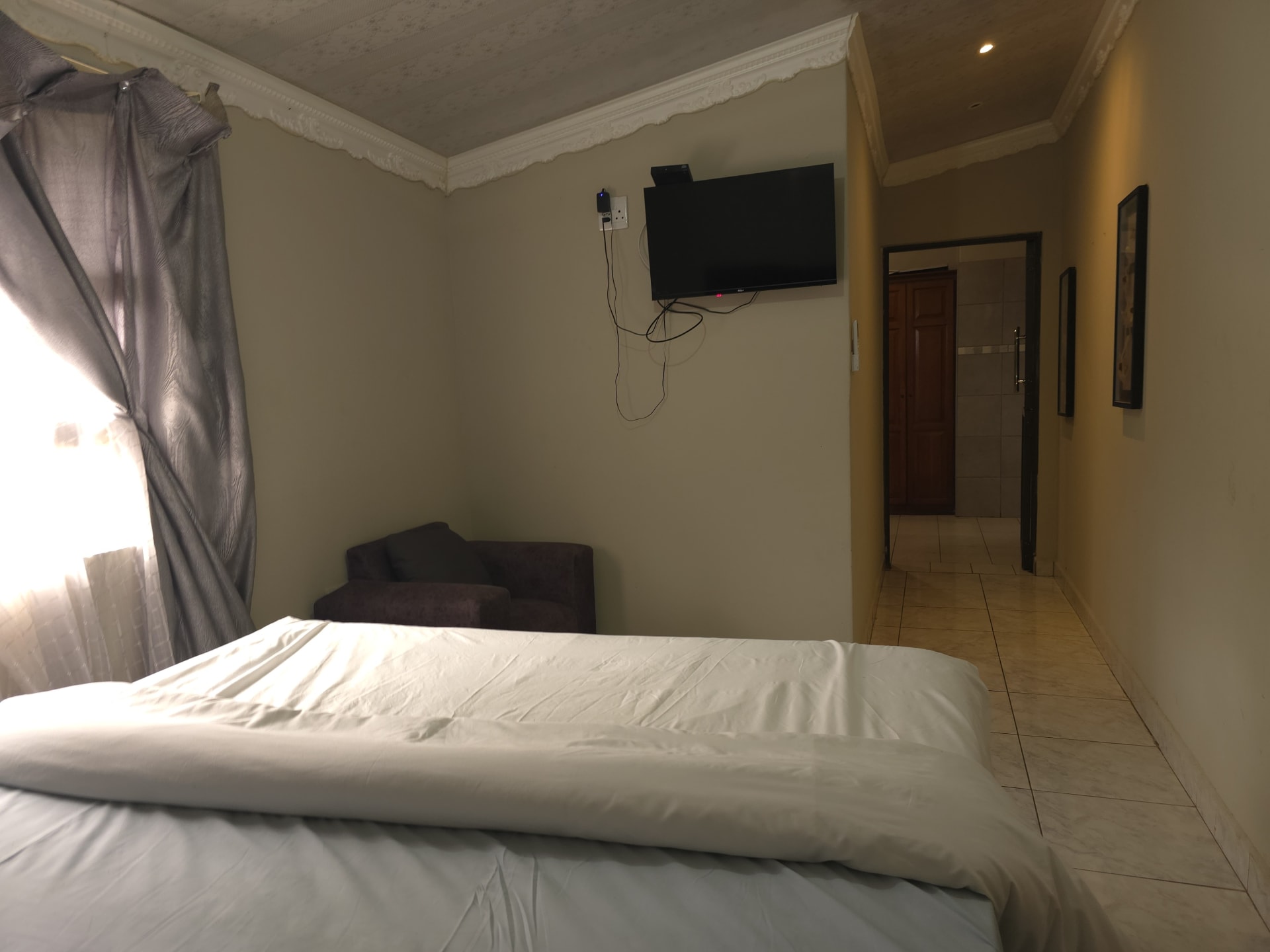 A room at Snoring Inn