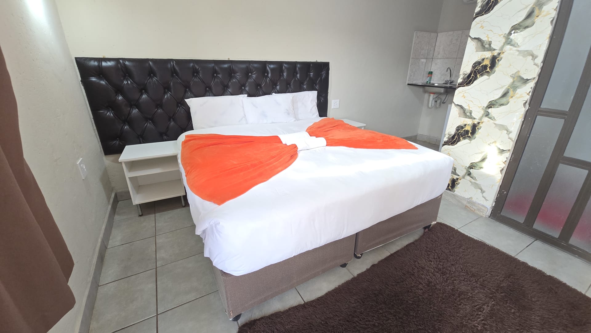 A room at Snoring Inn
