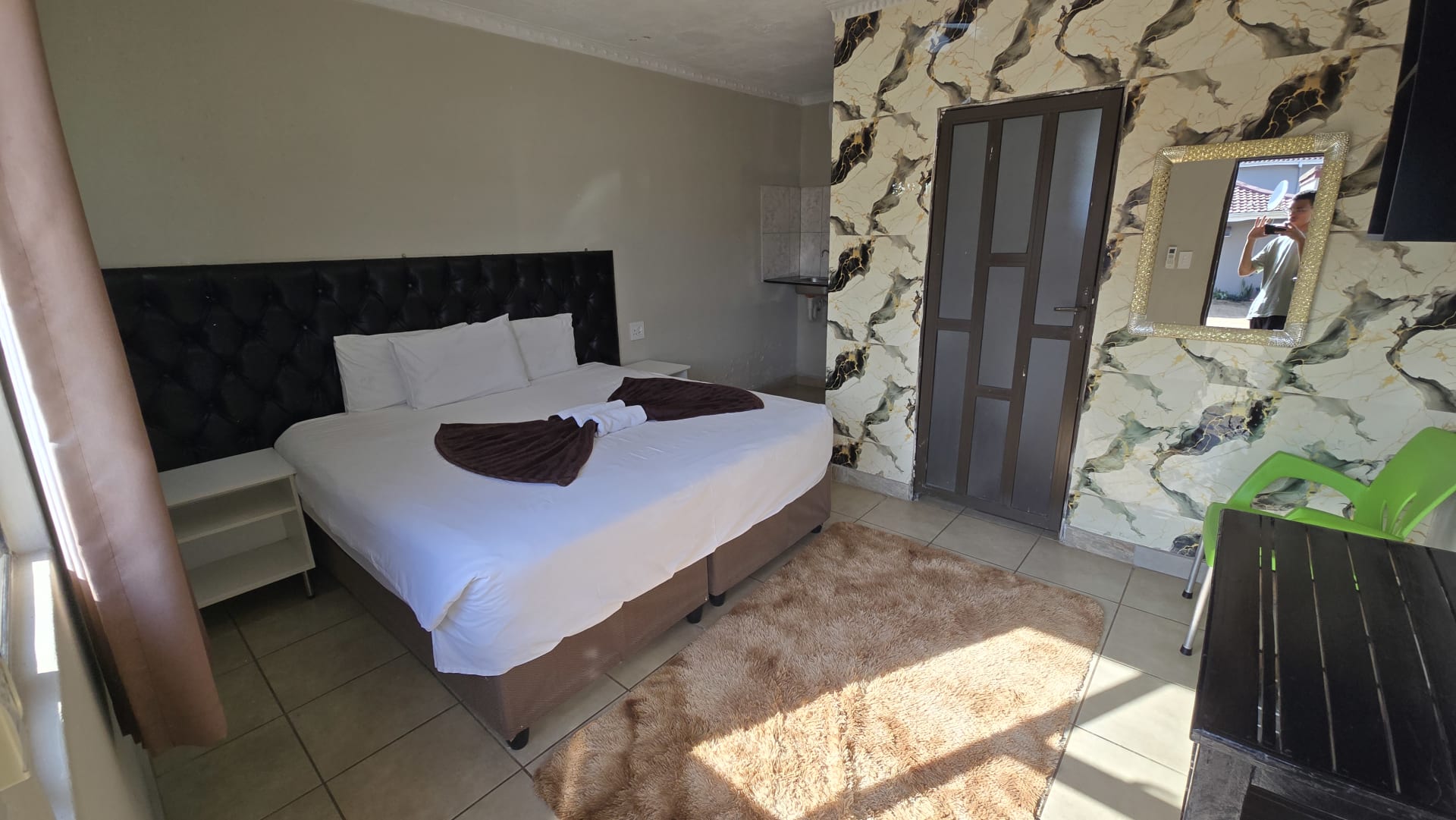 A room at Snoring Inn