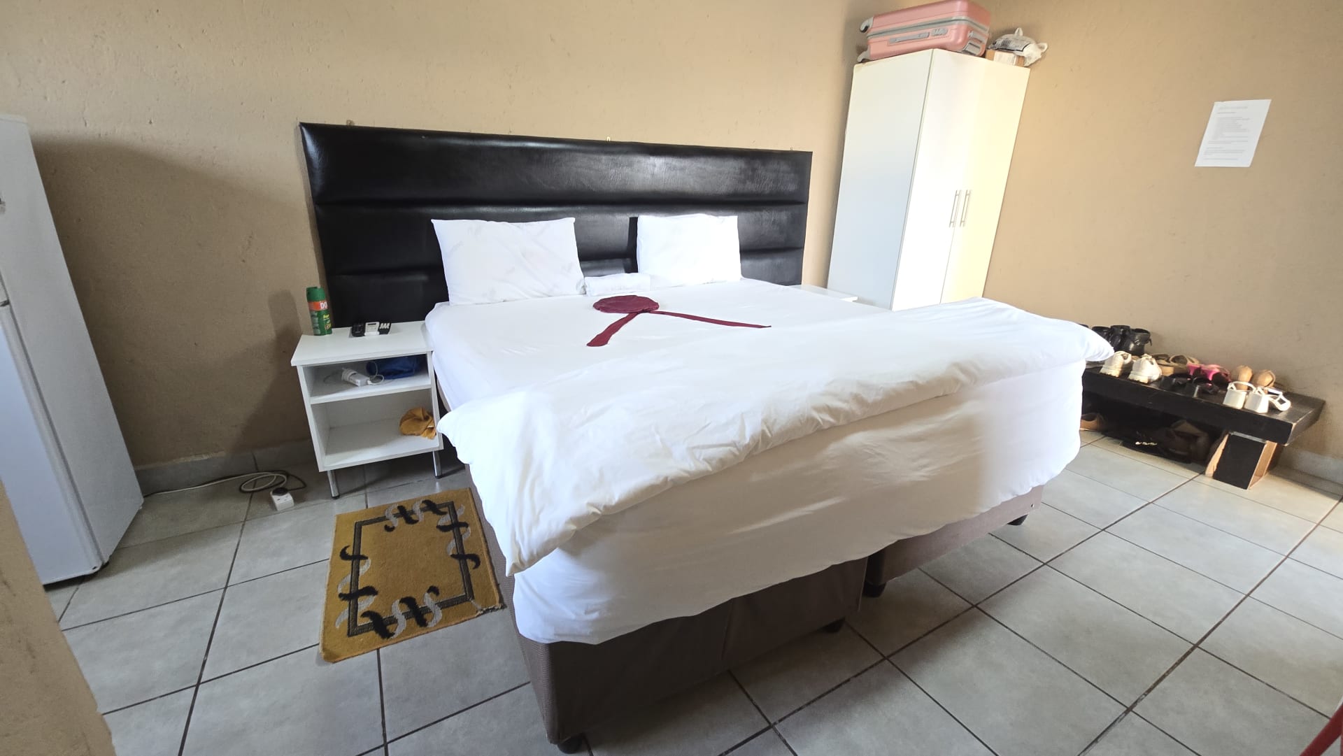 A room at Snoring Inn