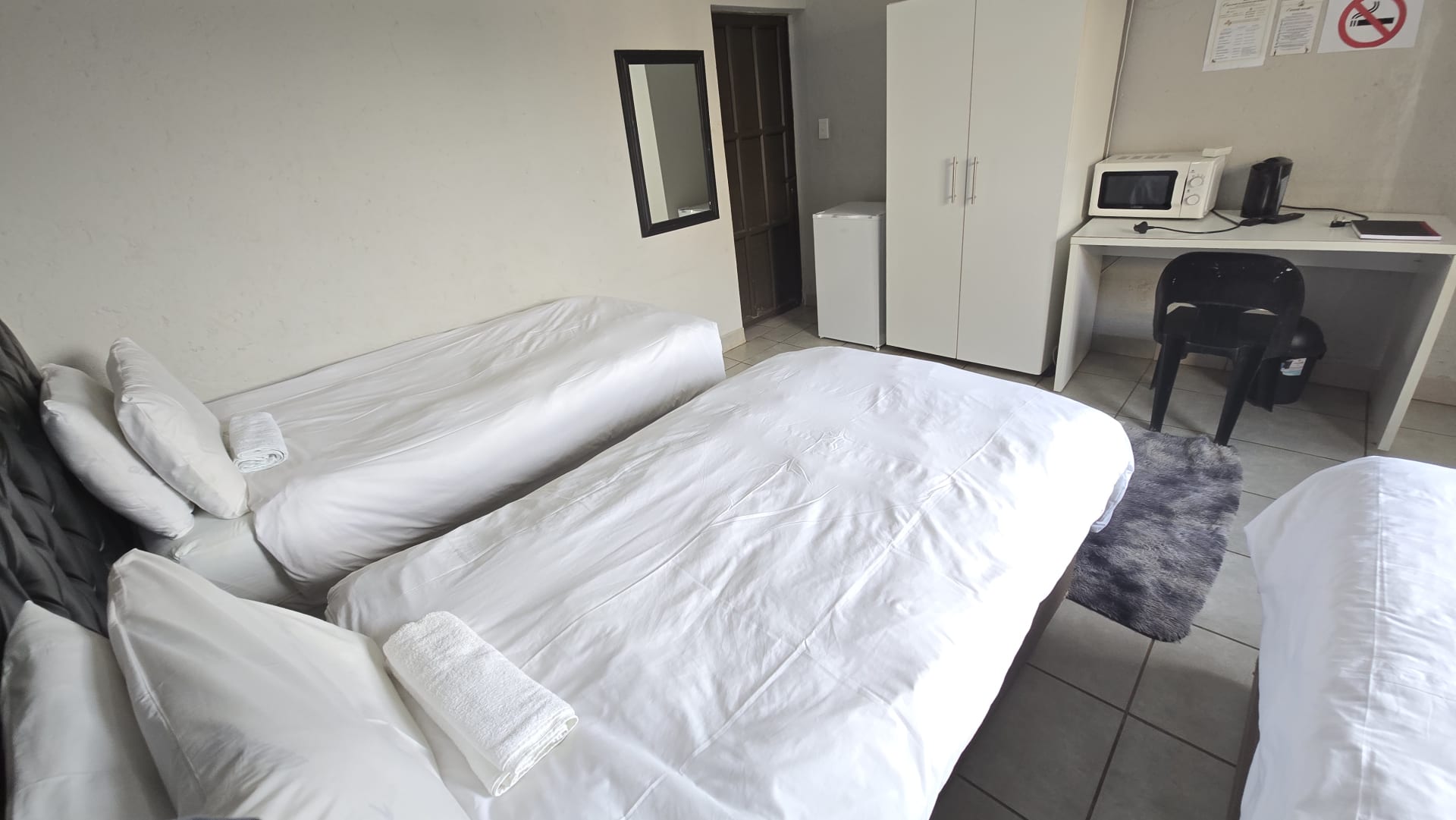 A room at Snoring Inn