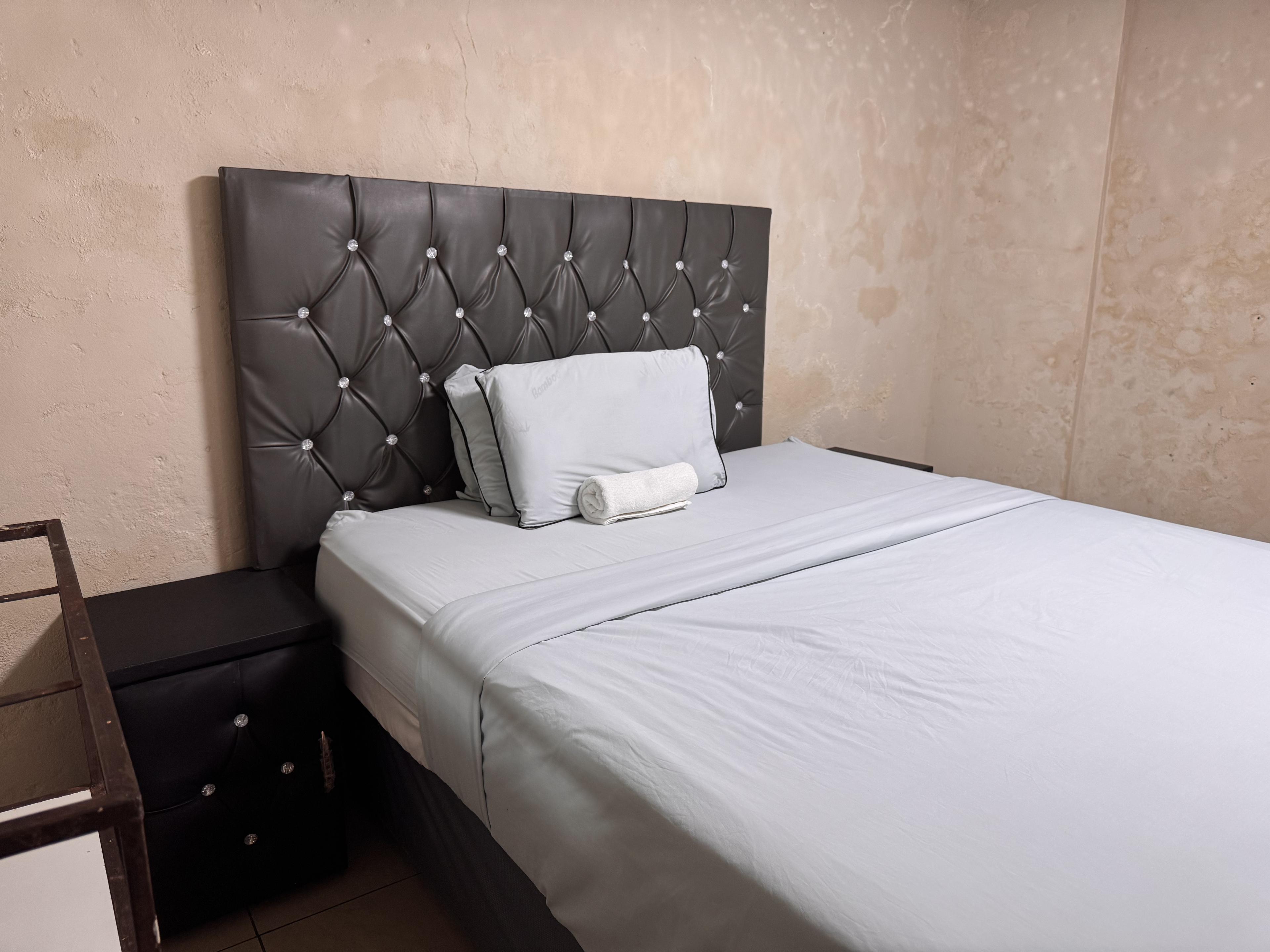 Room 0, Snoringinn Kwamsane, photo 3