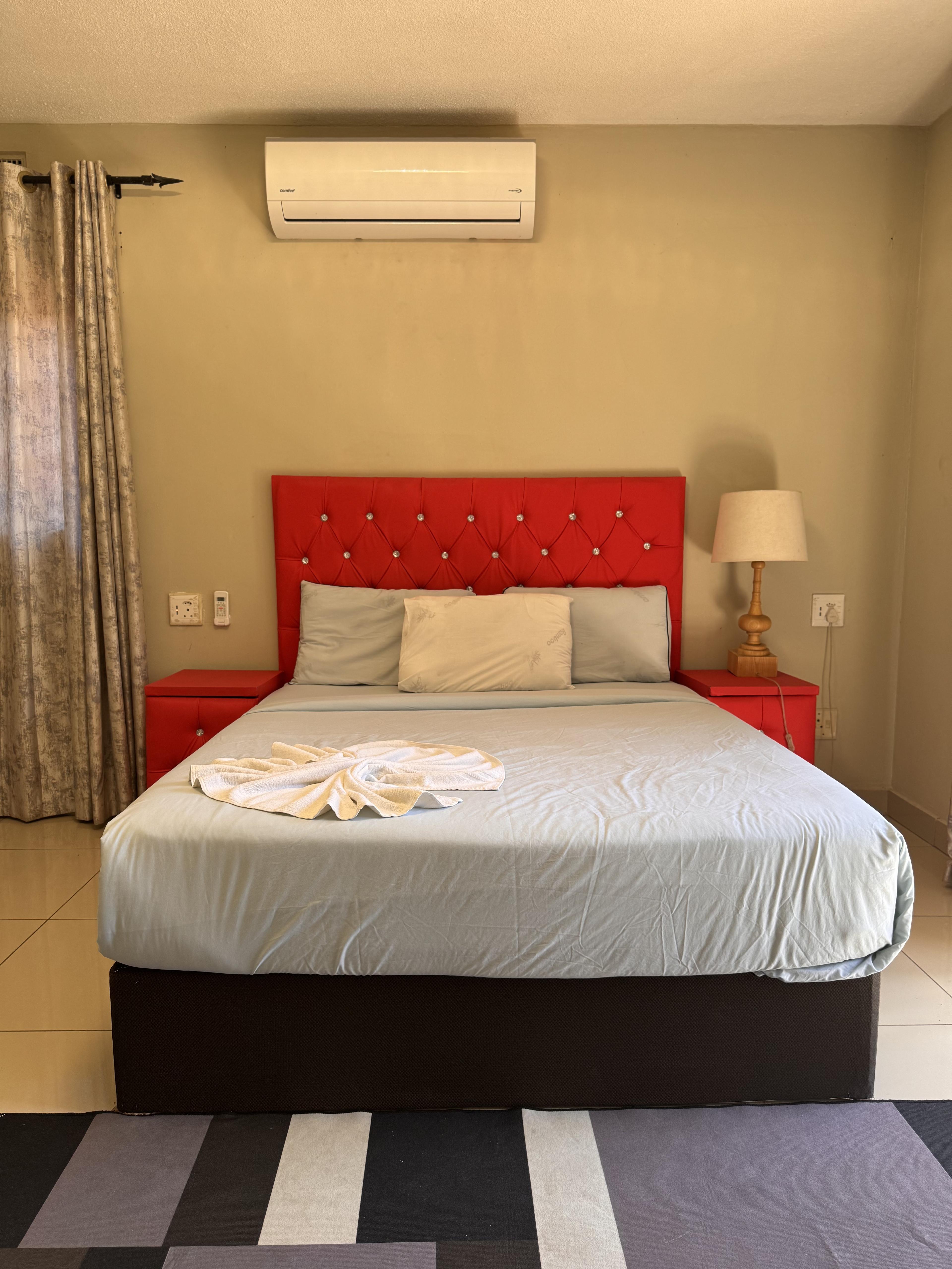 A room at Snoring Inn