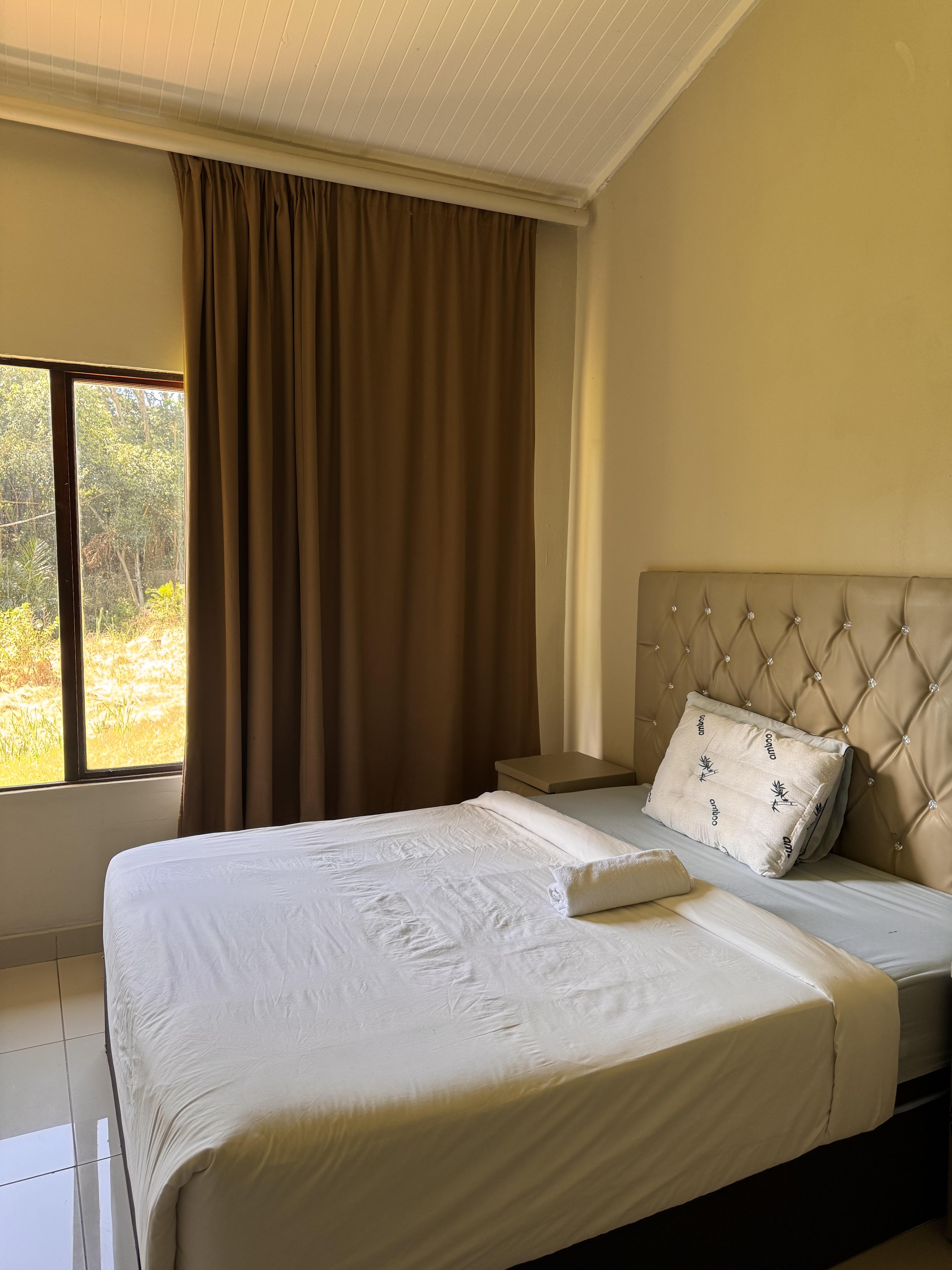 A room at Snoring Inn