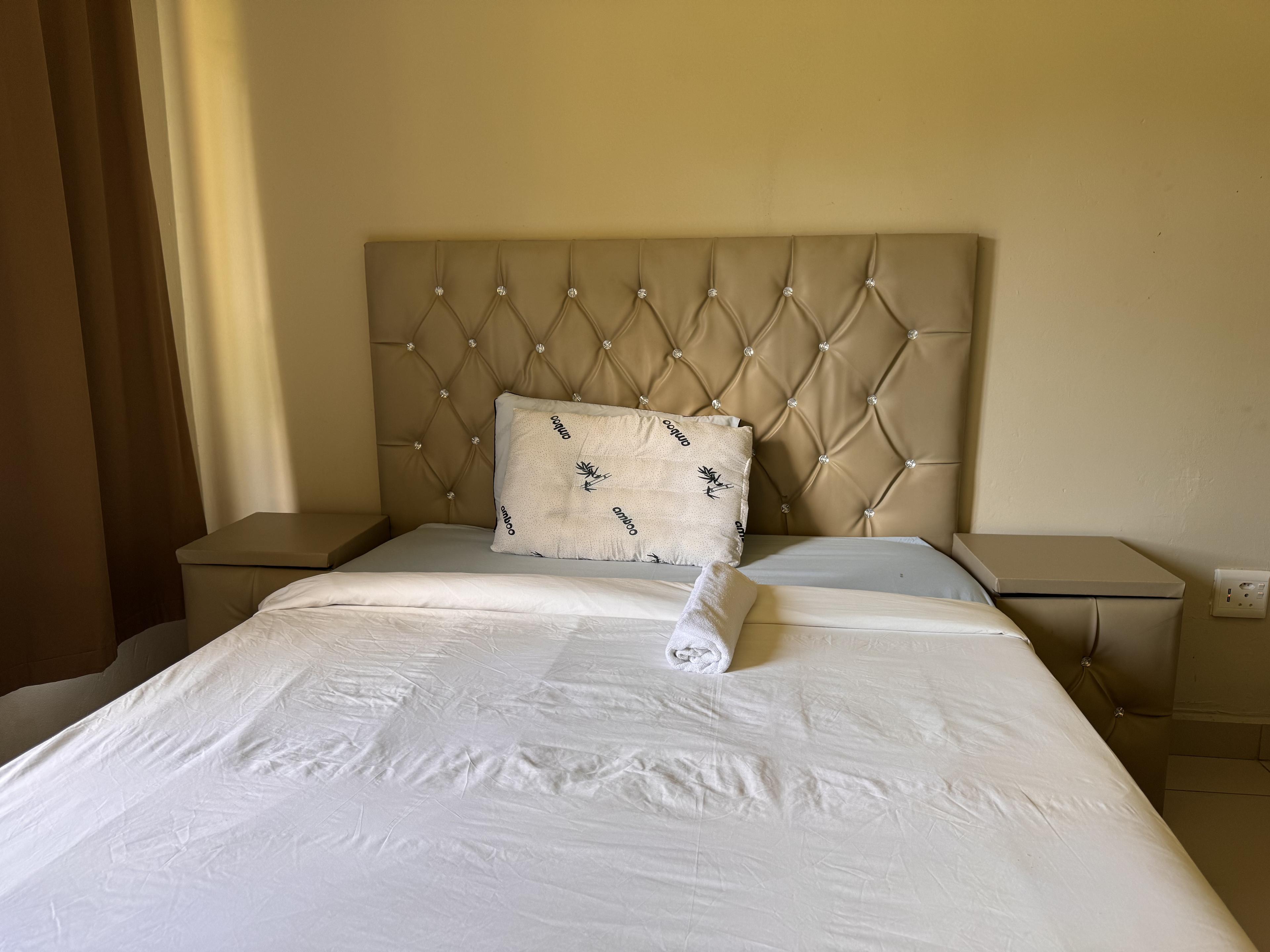 A room at Snoring Inn