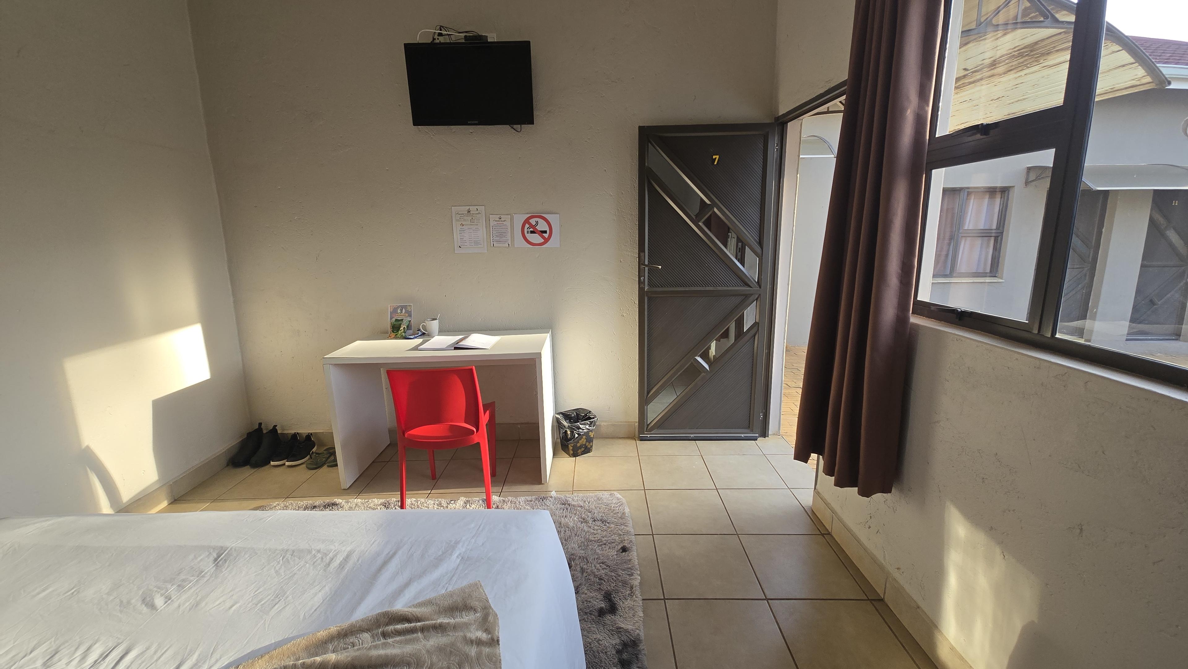 Room 7, Snoringinn Hlabisa, photo 3