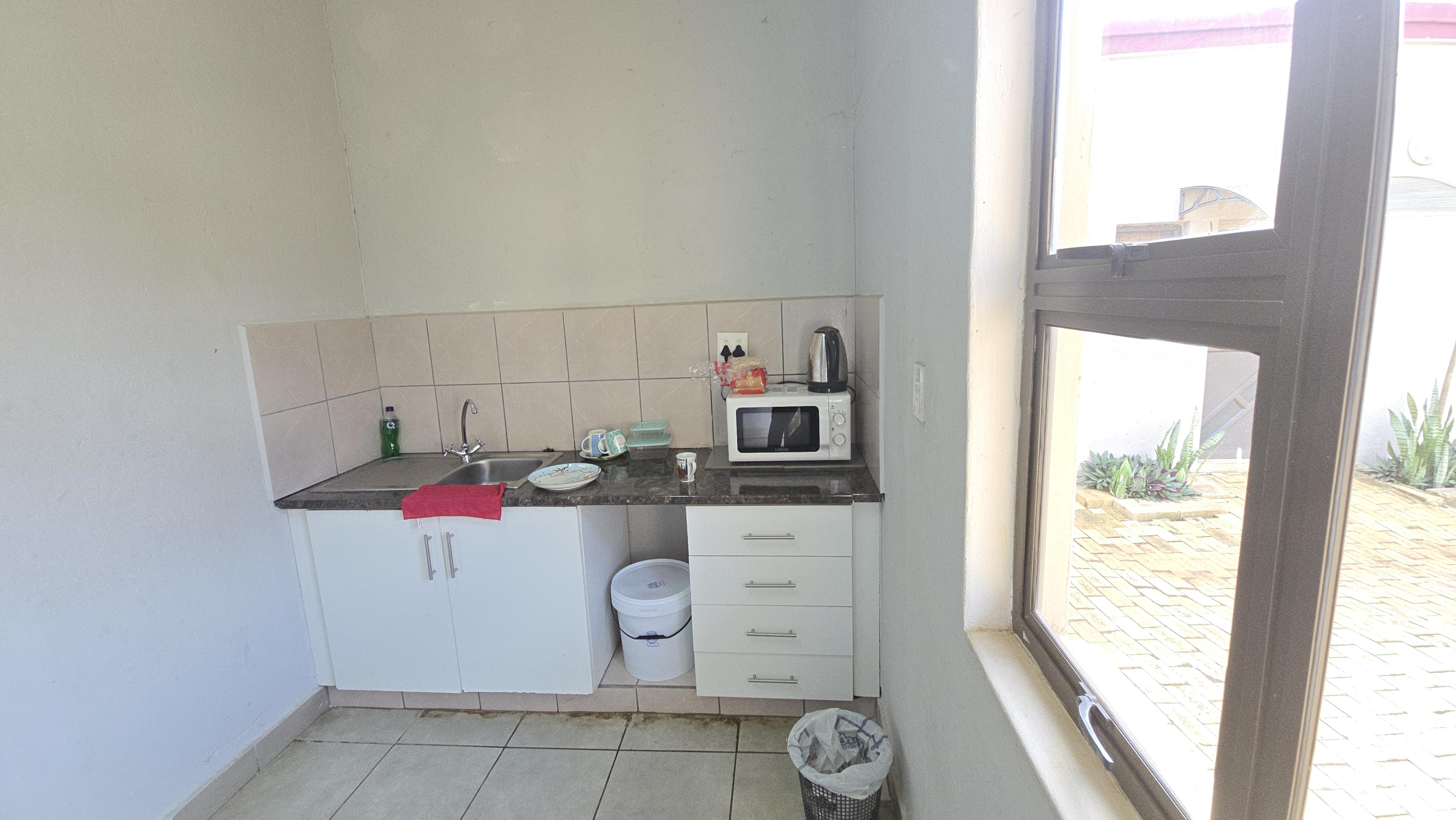 Room 11, Snoringinn Hlabisa, photo 4