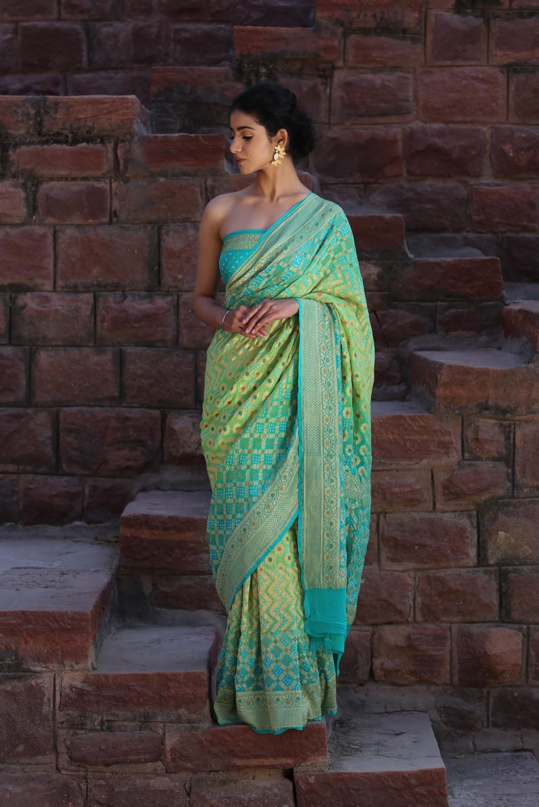 Georgette Reet drape 2