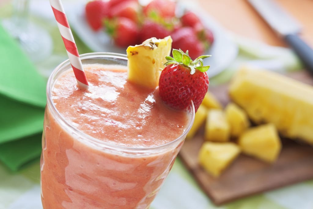 [NEW] Peach Strawberry & Pineapple Smoothie