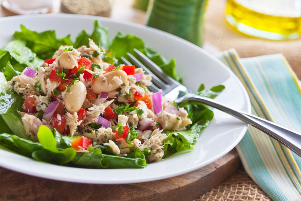 [NEW] Mediterranean Tuna Antipasto Salad