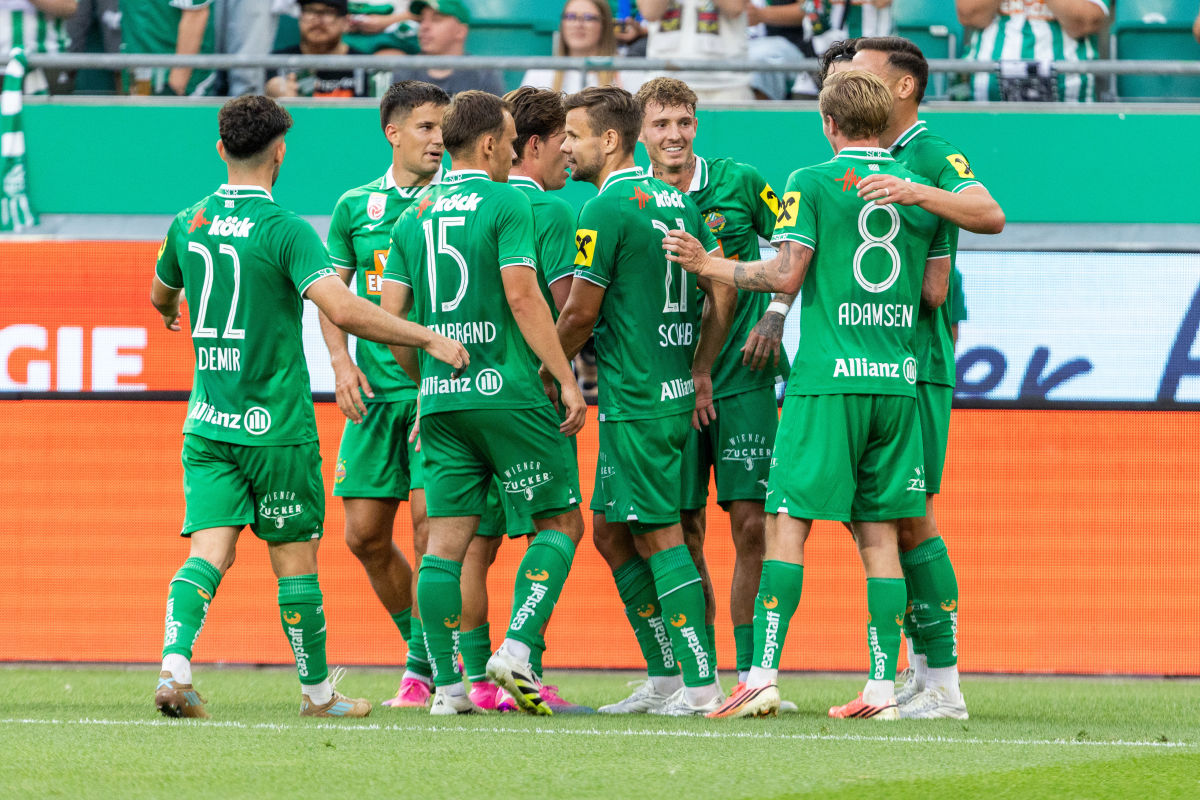 Test match success against HSV · SK Rapid