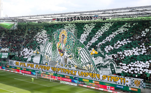 Fan-Choreographie „Im Stil der Jugend erstrahlt unsere Stadt!“