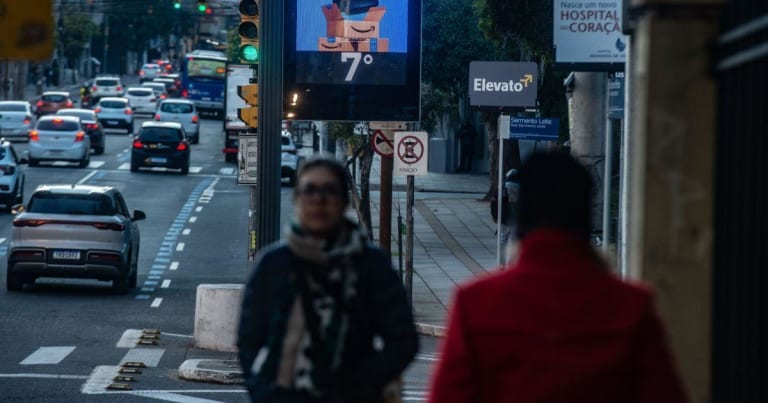 Chuvas intensas no RS causam 900 mil consumidores sem energia