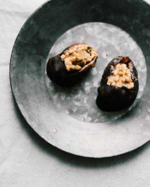 Crunchy Stuffed Dates