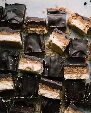 Chocolate Peanut Butter Shortbread Bars