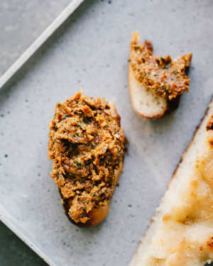 Focaccia w/ Pesto Rosso