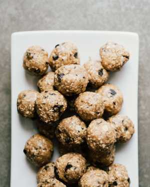 Peanut Butter Cookie Dough Bites