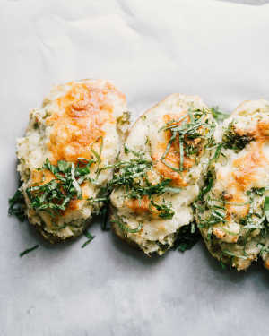 Broccoli & Cheddar Stuffed Potatoes