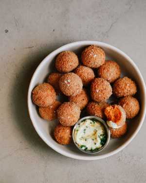 Sweet Potato Croquettes w/ Garlic & Chive Aioli