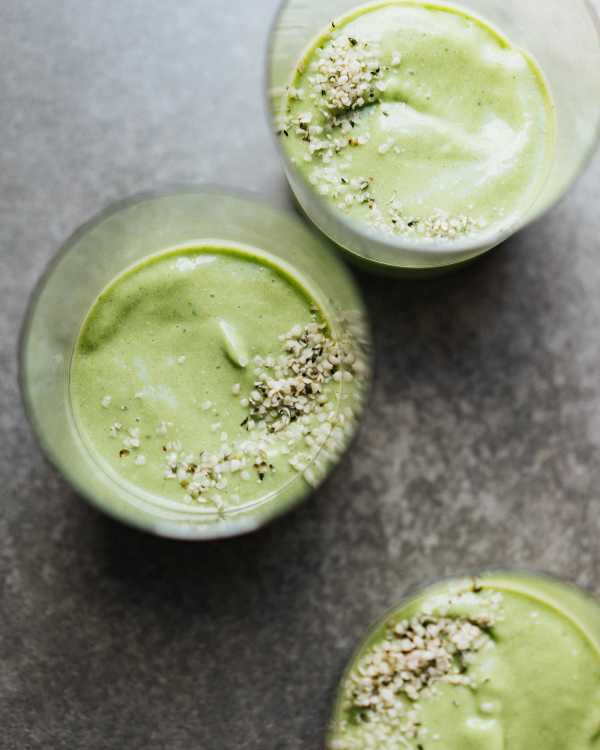 Tropical Green Smoothie