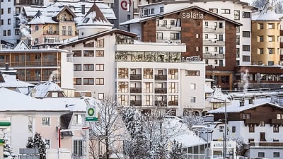 Elegant hotel med luksuriøse faciliteter, tæt på skiløbet og byens centrum.