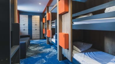 Hotel Base Camp Lodge