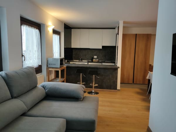 	4-rumslgenhet med sovloft - 8 personer (Q403)
