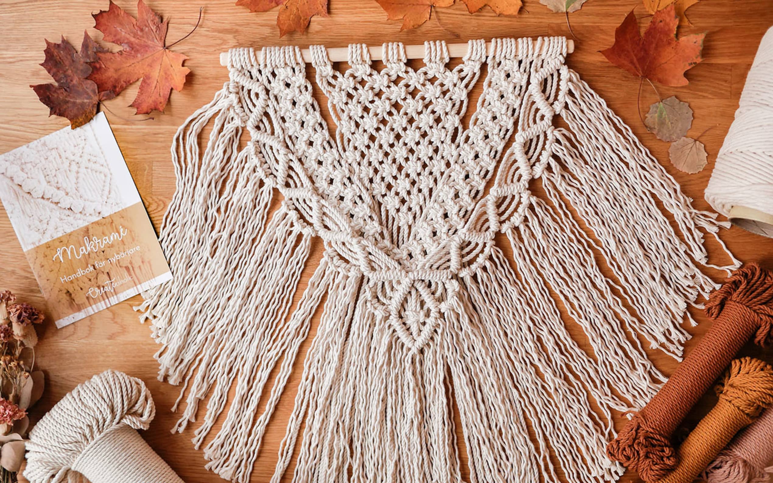 Make your own macramé wall hanging