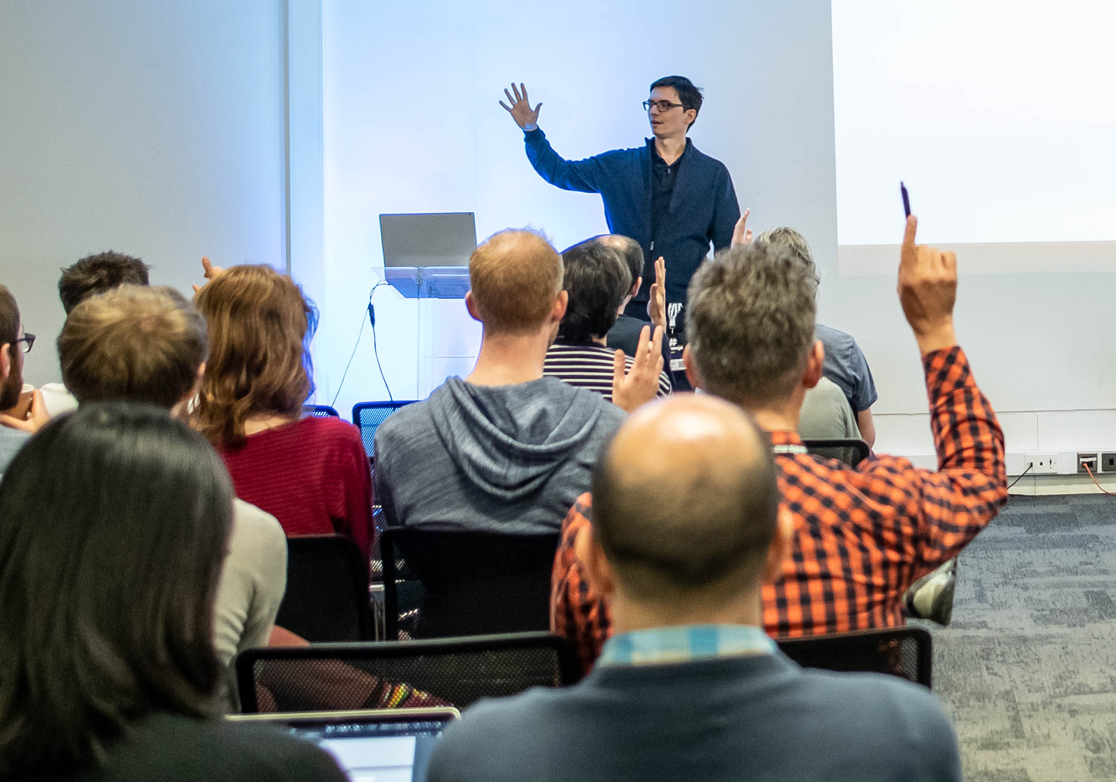 FullStack Event Sourcing with Roman Sachse